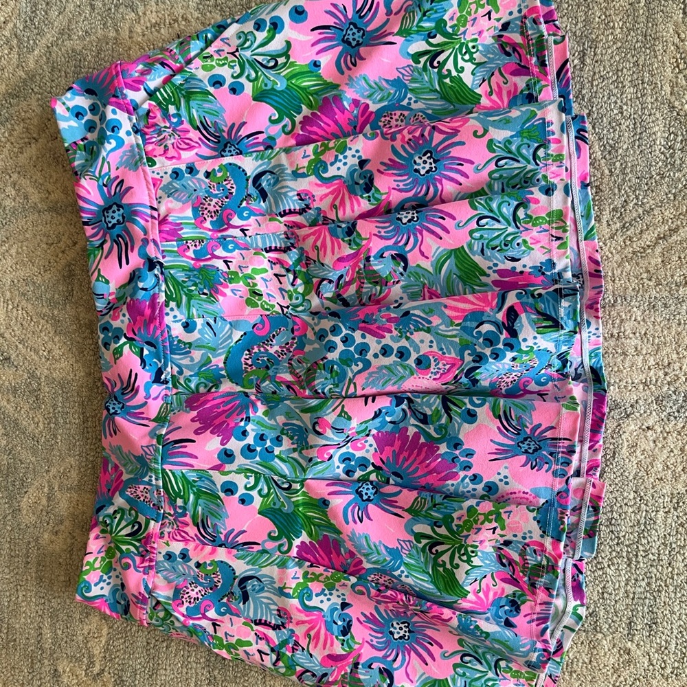 Lilly Pulitzer Luxeletic skort. 16